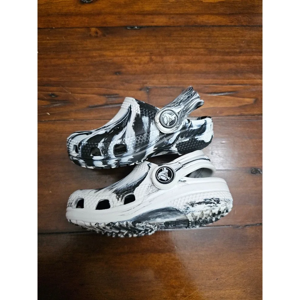 Crocs Classic Marbled Clog Kids Black White Marble Pattern Slip On Shoes 207002